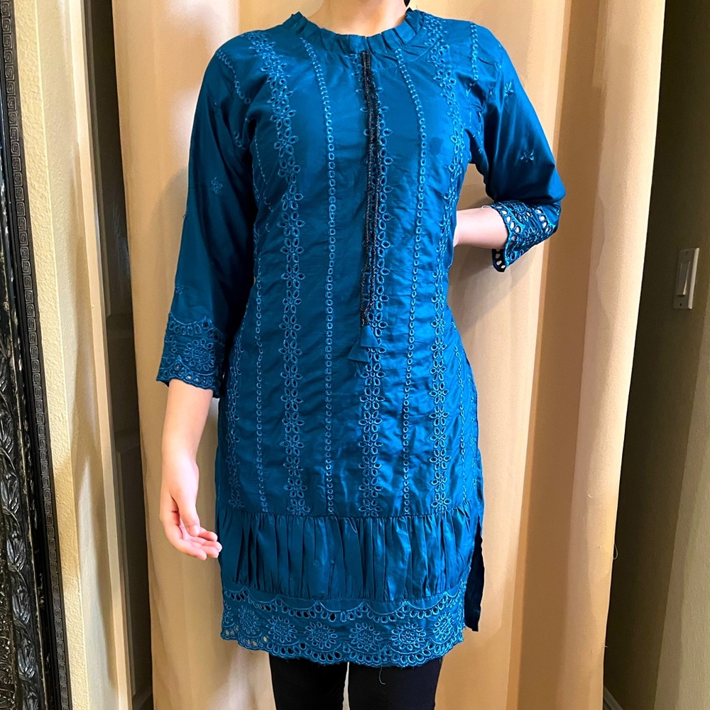 Kurti - image 1